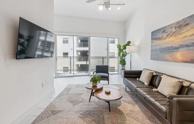1 bed, 2 baths, $1,799, Unit 404