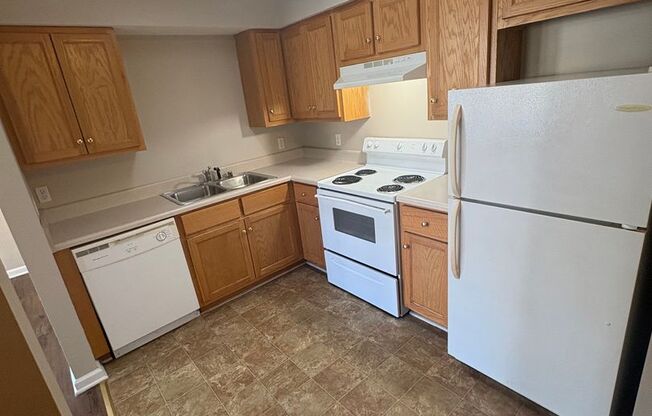 Studio, 1 bath, 600 sqft, $615, Unit 2706-05