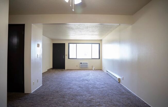 2 beds, 1 bath, 1,000 sqft, $1,495