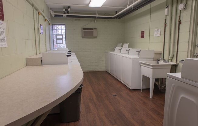 1 bed, 1 bath, $1,395, Unit 208