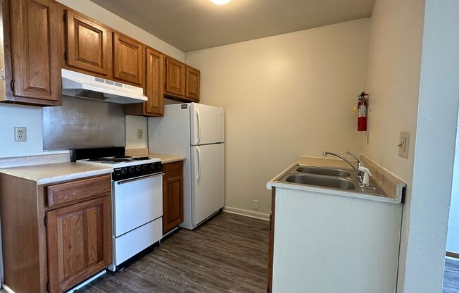 1 bed, 1 bath, 470 sqft, $850, Unit Apt 01