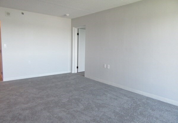 2 beds, 2 baths, 1,071 sqft, $2,400, Unit 502
