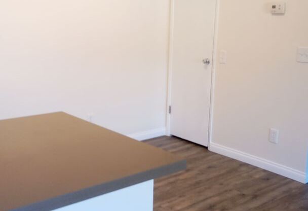 1 bed, 1 bath, 665 sqft, $1,975, Unit 214