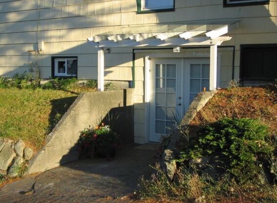 JF - 8116 Linden Ave N