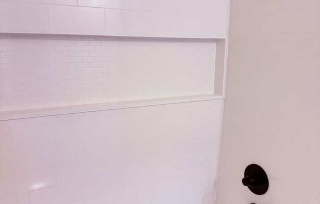 1 bed, 1 bath, 635 sqft, $1,900, Unit Unit 502