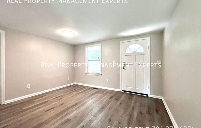 1239 LOG CABIN RD