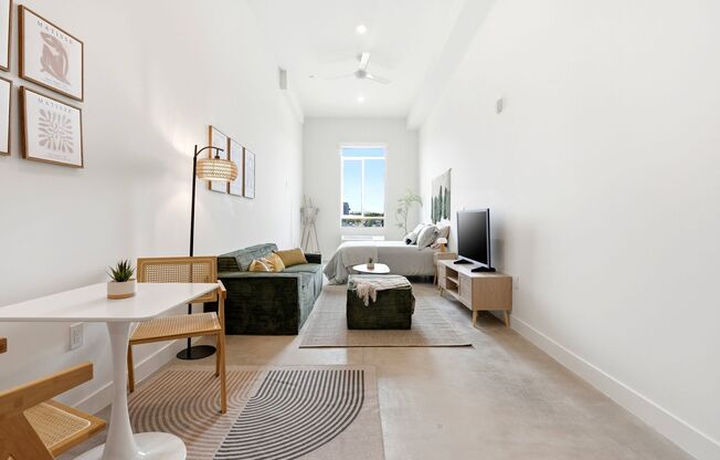 Studio, 1 bath, 390 sqft, $1,895, Unit 304-A