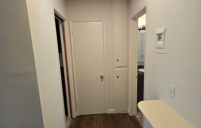 1 bed, 1 bath, $1,895