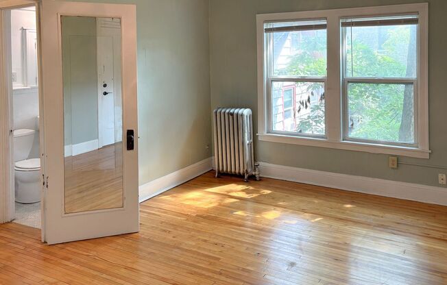 Studio, 1 bath, 400 sqft, $952, Unit 612 - 103