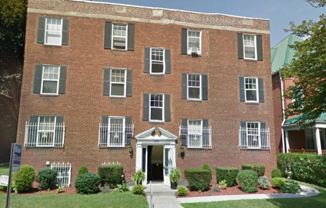 370 S Highland Ave 6