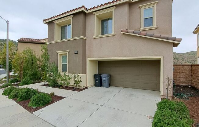 3 beds, 2.5 baths, $2,866