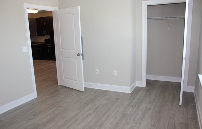 2 beds, 2 baths, $1,525, Unit APARTMENT 204