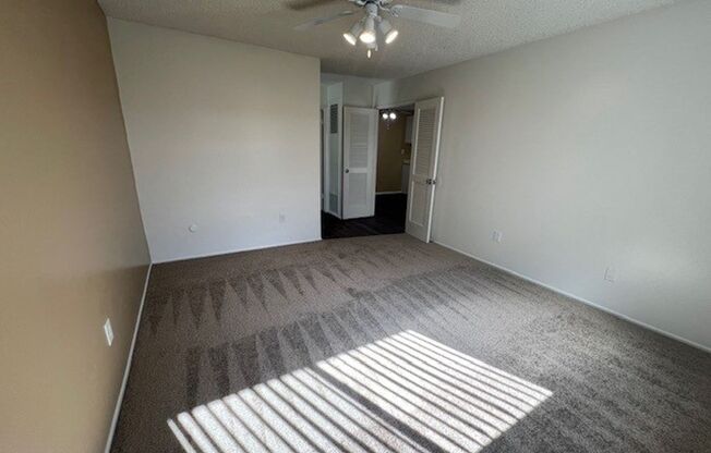 1 bed, 1 bath, 716 sqft, $2,150, Unit P013