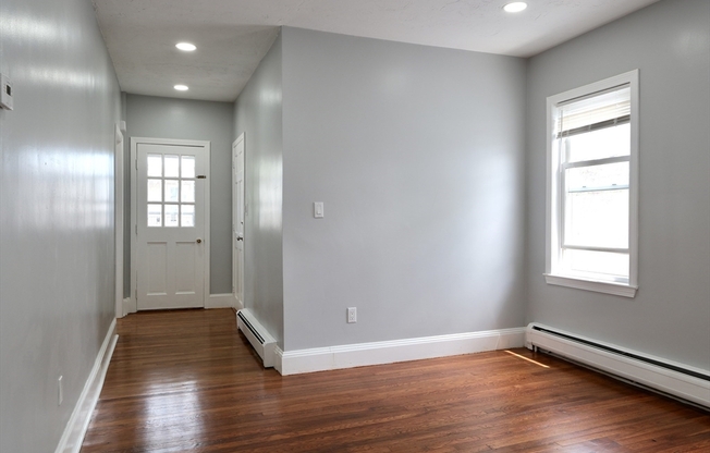 23 GRANFIELD AVE