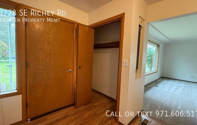 18728 SE RICHEY RD