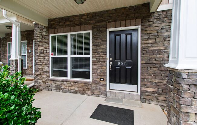 Extra Space, Extra Comfort: Charming 3-Bedroom Townhome in Raleigh!