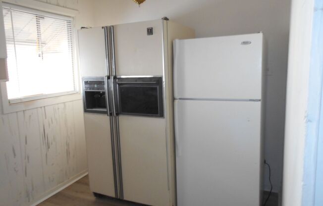 1 bed, 1 bath, $1,050, Unit Unit B