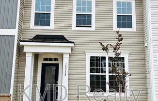 15753 COUNTRY HOUSE ST