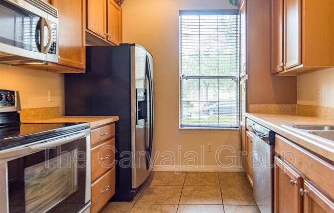 2 beds, 3.5 baths, 1,550 sqft, $1,950