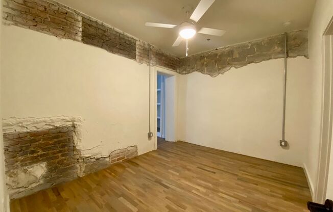 2 beds, 2 baths, 960 sqft, $2,470, Unit 012