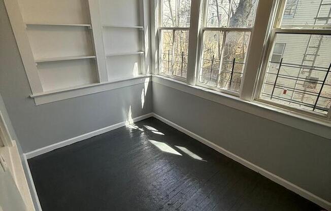 44 VAN CORTLANDT PARK AVE