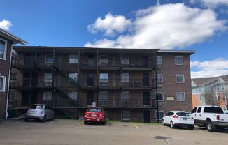 2 beds, 1 bath, 700 sqft, $1,600, Unit Unit 15