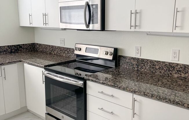 5040 A St #7 San Diego, CA 92102