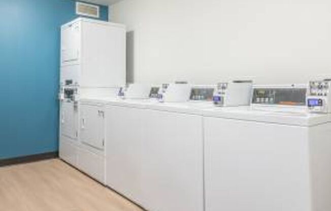 1 bed, 1 bath, 660 sqft, $1,440, Unit 226