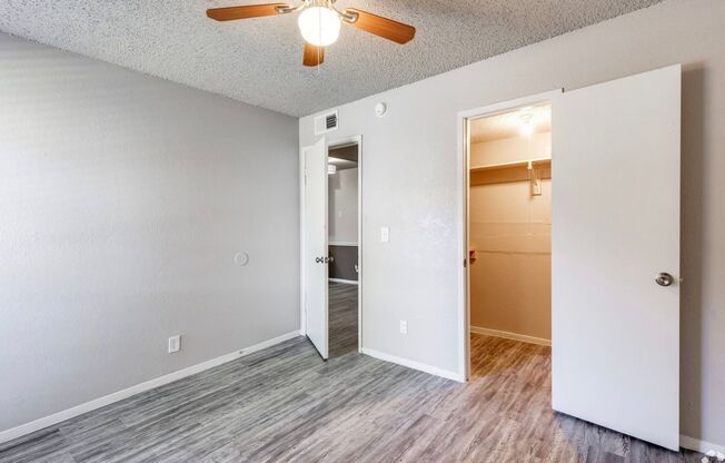 1 bed, 1 bath, 645 sqft, $660, Unit 1-P