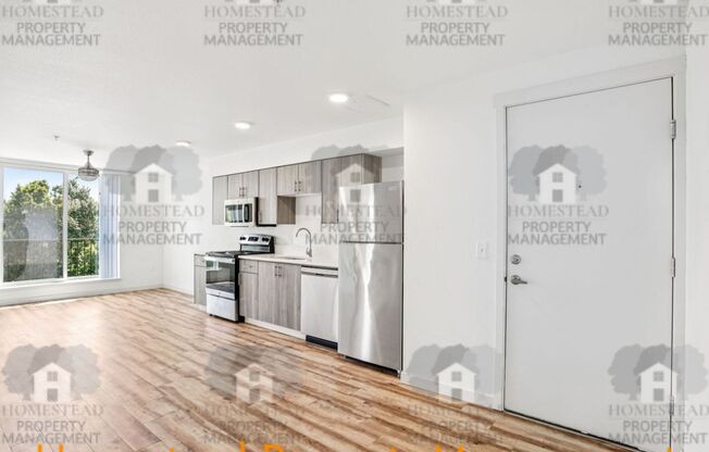 COME BE A PART OF THE MONMOUTH COMMONS EXPERIENCE!