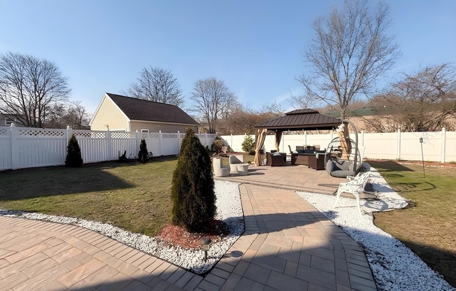338 WHITING AVE