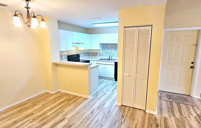 2 beds, 1 bath, $1,700, Unit APARTMENT 1021