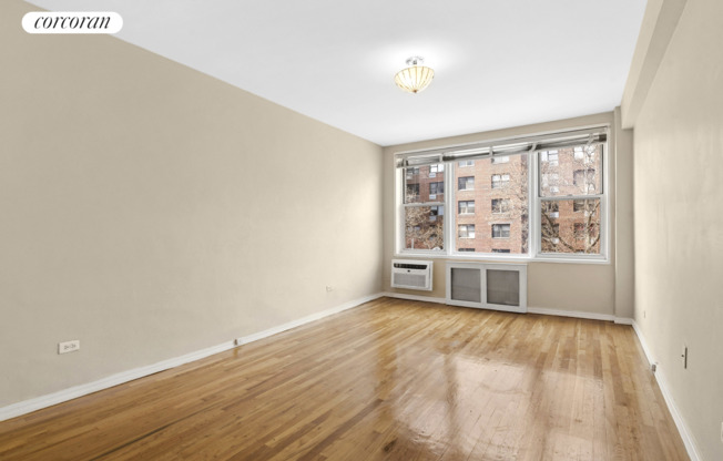 310 BEVERLEY RD