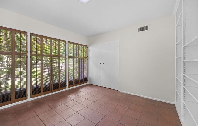 Classic Mid-Century home moments from Fryman Canyon