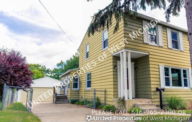 841 CAPEN ST NE