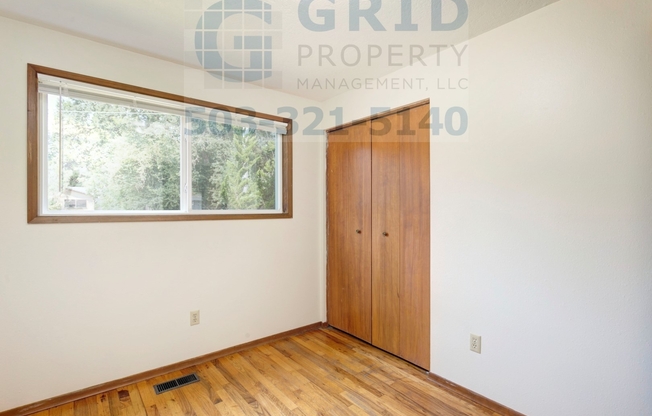 3 beds, 1 bath, $2,375