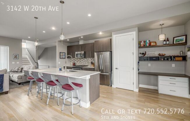 3142 W 20 AVE