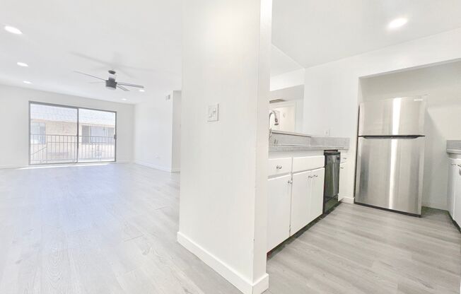 1 bed, 1 bath, $1,795, Unit 8