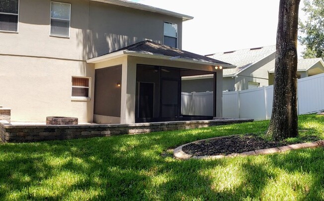 FABULOUS 4/2.5 HOME IN GATED CALABRIA COVE/SANFORD *Available Now*