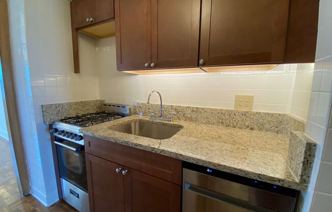 1 bed, 1 bath, 475 sqft, $2,175, Unit 273-1201