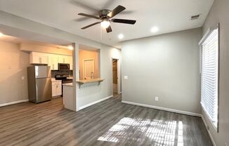 2 beds, 1 bath, 925 sqft, $1,495, Unit E