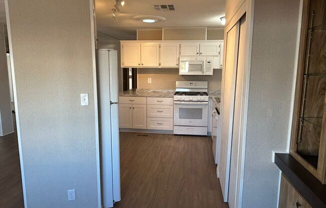 2 beds, 2 baths, $1,750