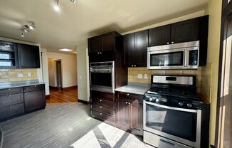 2 beds, 2 baths, $3,268, Unit 6