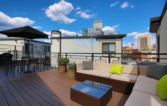 2 beds, 1.5 baths, 645 sqft, $3,775, Unit 617