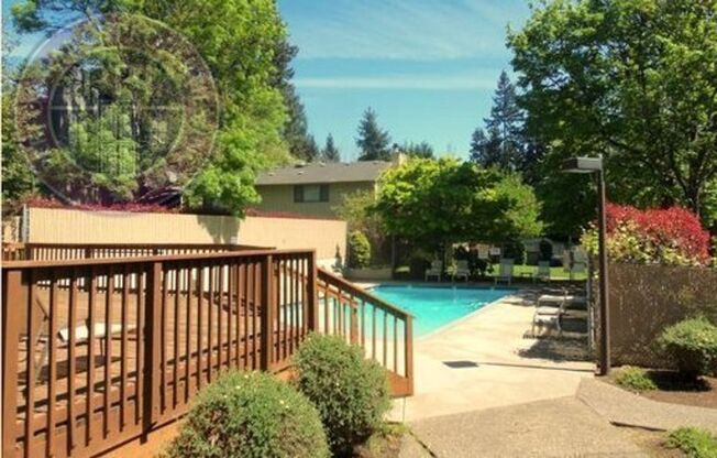 Lake Oswego!  No Deposit w/RHINO! Stylish Condo, Vaulted Ceilings & Community Swimming Pool