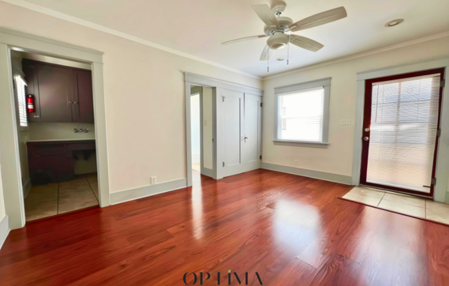 1170 Cherry Ave