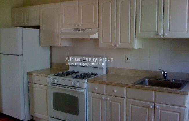 10 Buckley Ave.