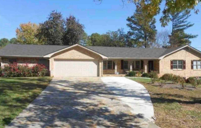 2840 BONANZA DR