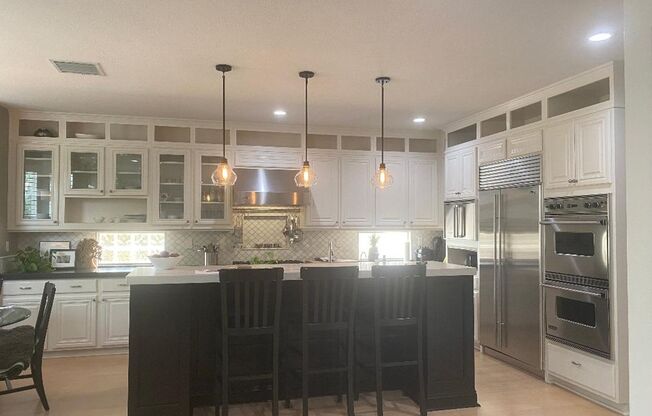 First Time Rental - 5 Bed, 5 bath cul-de-sac Executive Home