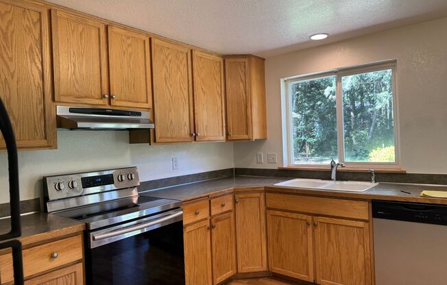 Lovely one story home 4 bedrooms plus guest space and bonus room!